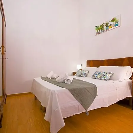 Casa Puccini Centro Storico 5 Minuti. 8km Mare Сasa de vacaciones *